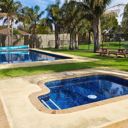 Carrum Downs Motel Bagian luar foto