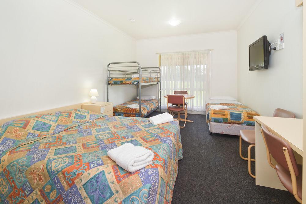 Carrum Downs Motel Bagian luar foto